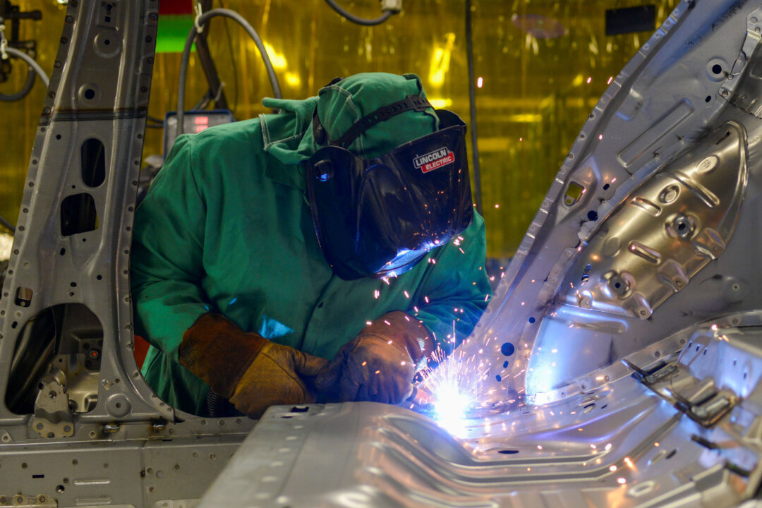 US Needs to Fill 1.7 Million Skilled-Trade Openings a Year Through 2035: Report