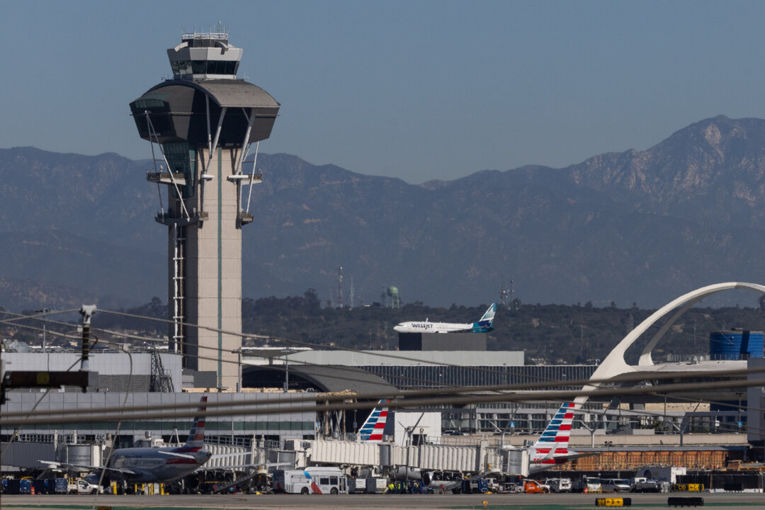 FBI Arrests Chinese Woman at LAX for Surveilling Son of Taiwanese President