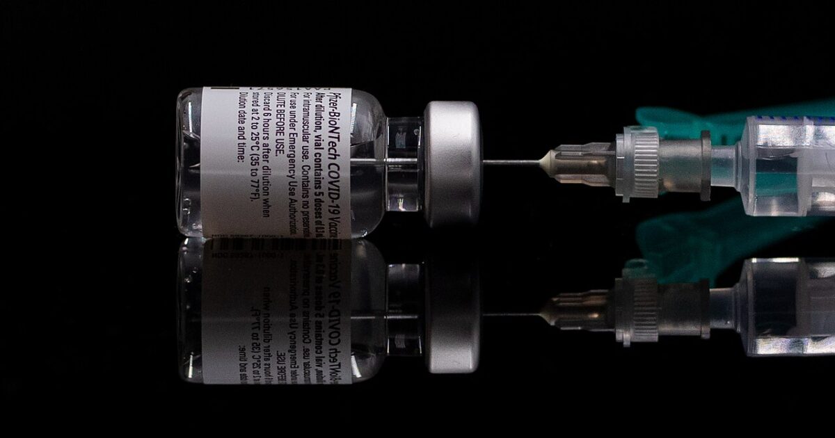 7 out of 10 Individuals Report Knowing Someone Adversely Affected by COVID-19 Shot: American Family News Poll